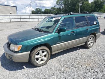 Salvage Subaru Forester