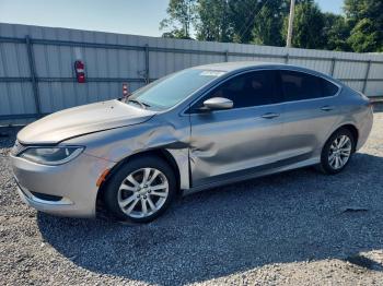  Salvage Chrysler 200