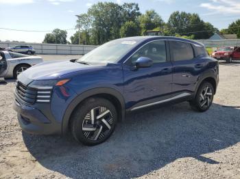  Salvage Nissan Kicks