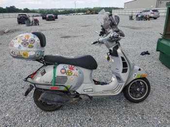  Salvage Vespa Gts Sei Gi