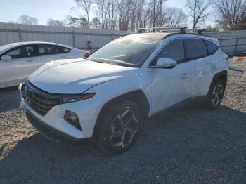  Salvage Hyundai TUCSON