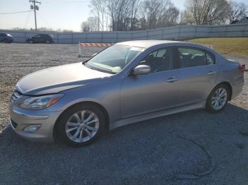  Salvage Hyundai Genesis