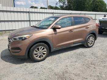  Salvage Hyundai TUCSON