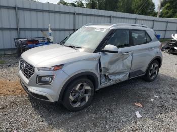  Salvage Hyundai VENUE