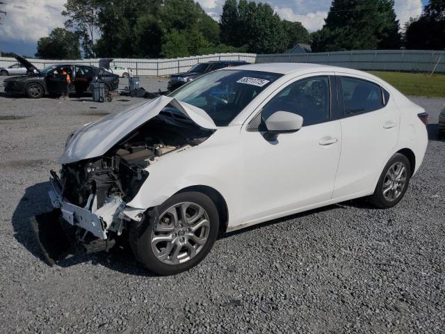  Salvage Toyota Yaris