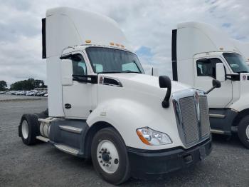  Salvage Kenworth T680