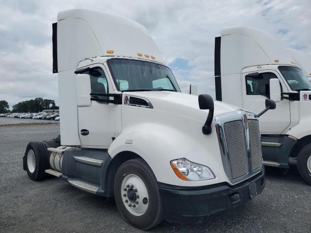 Salvage Kenworth T680