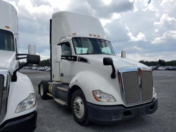  Salvage Kenworth T680