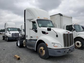  Salvage Peterbilt Tractor 579