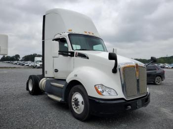  Salvage Kenworth T680