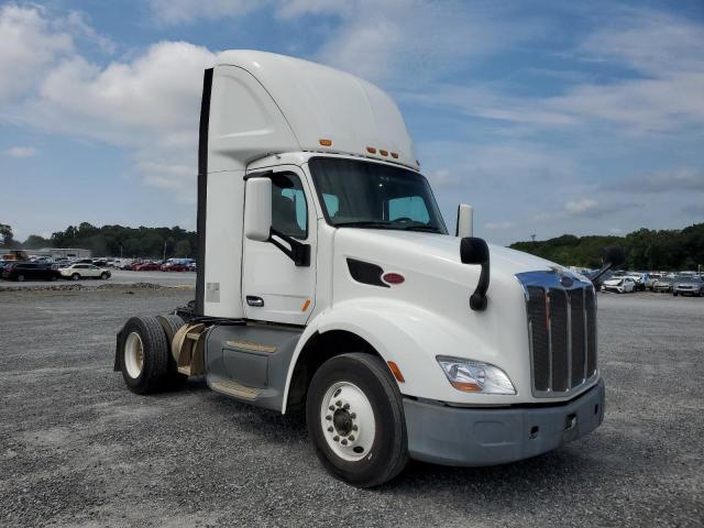  Salvage Peterbilt Tractor 579