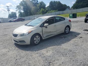  Salvage Kia Forte