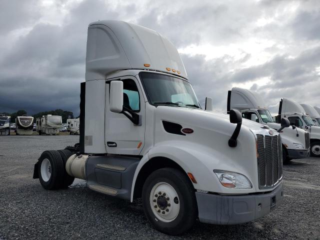  Salvage Peterbilt Tractor 579