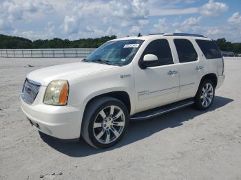  Salvage GMC Yukon