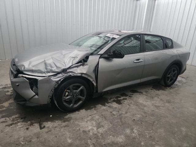  Salvage Kia K4 Lx