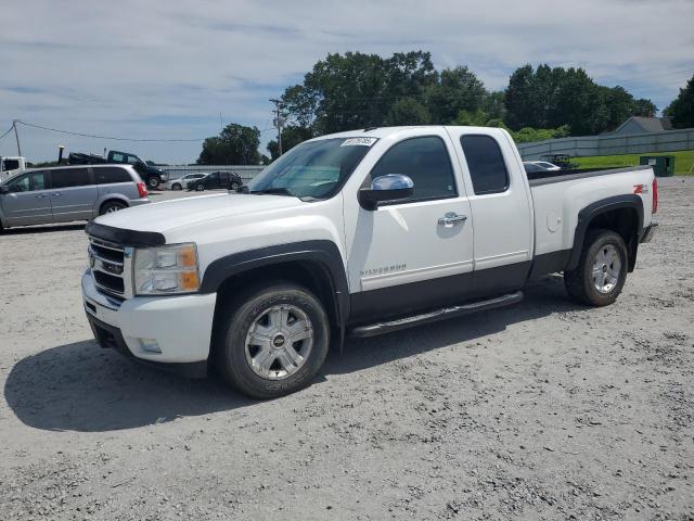  Salvage Chevrolet Silverado K1500 Lt