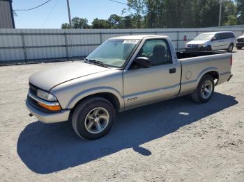  Salvage Chevrolet S-10