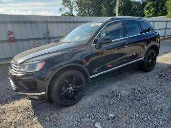  Salvage Volkswagen Touareg