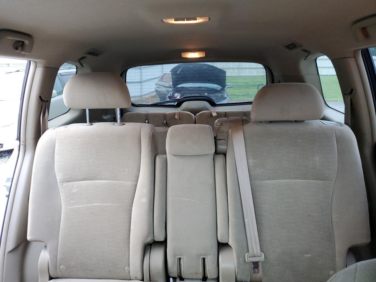 Toyota Highlander Base Image 12