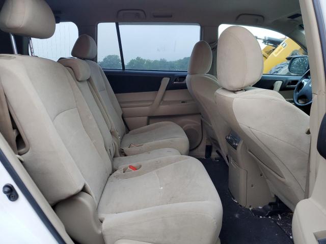 Toyota Highlander Base Image 3