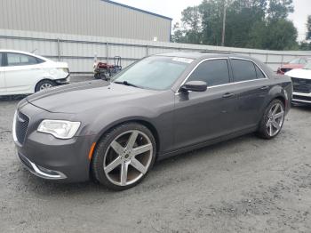  Salvage Chrysler 300