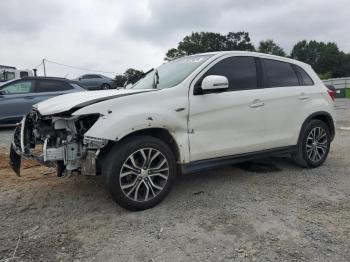  Salvage Mitsubishi Outlander