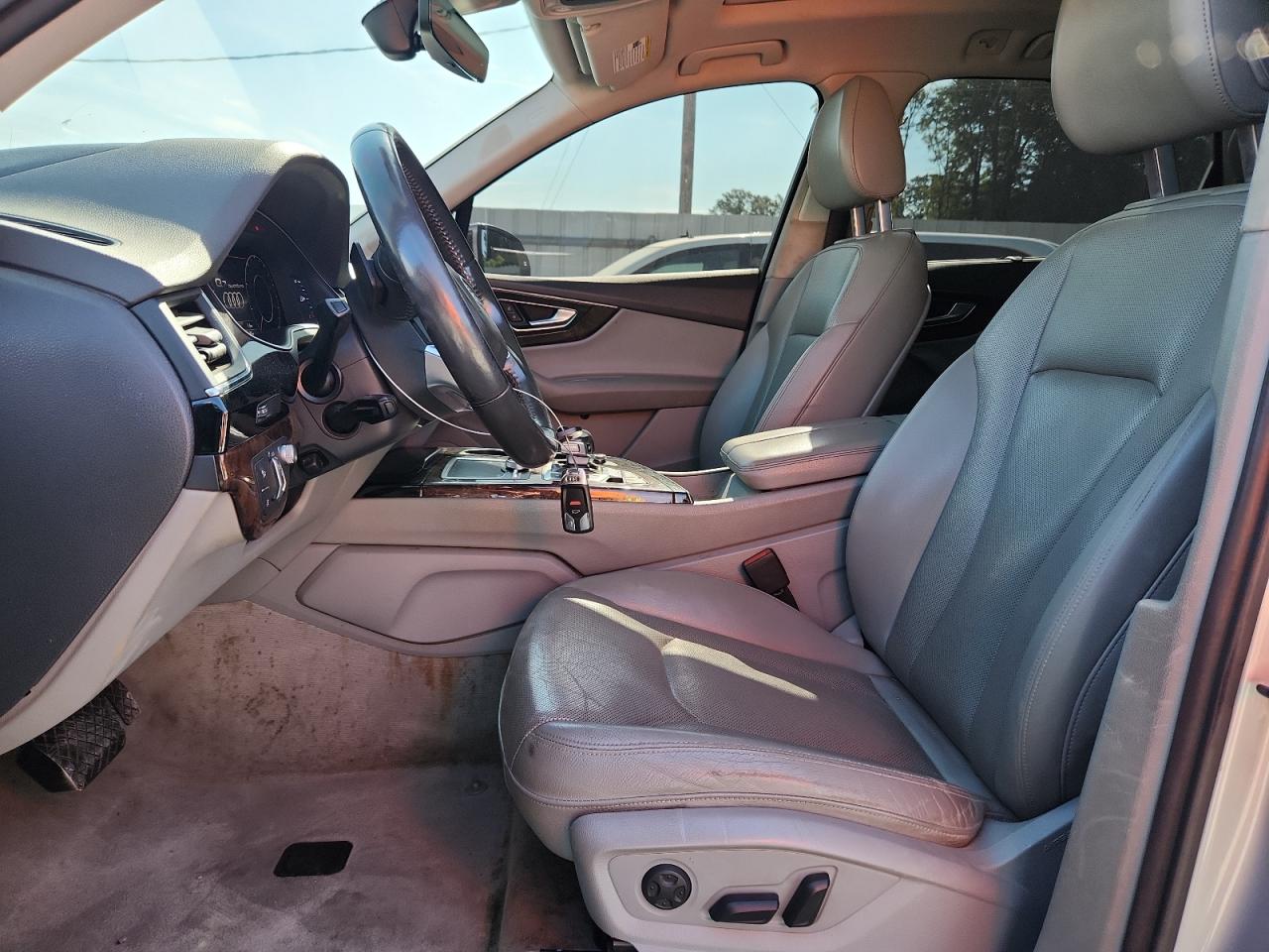 Audi Q7 Prestige Image 7