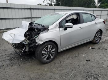  Salvage Nissan Versa
