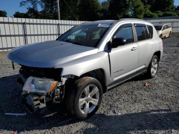  Salvage Jeep Compass