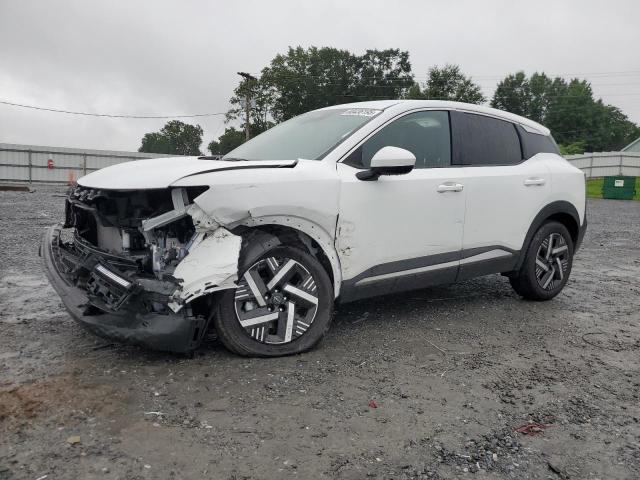  Salvage Nissan Kicks