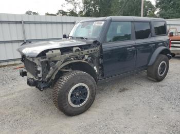  Salvage Ford Bronco