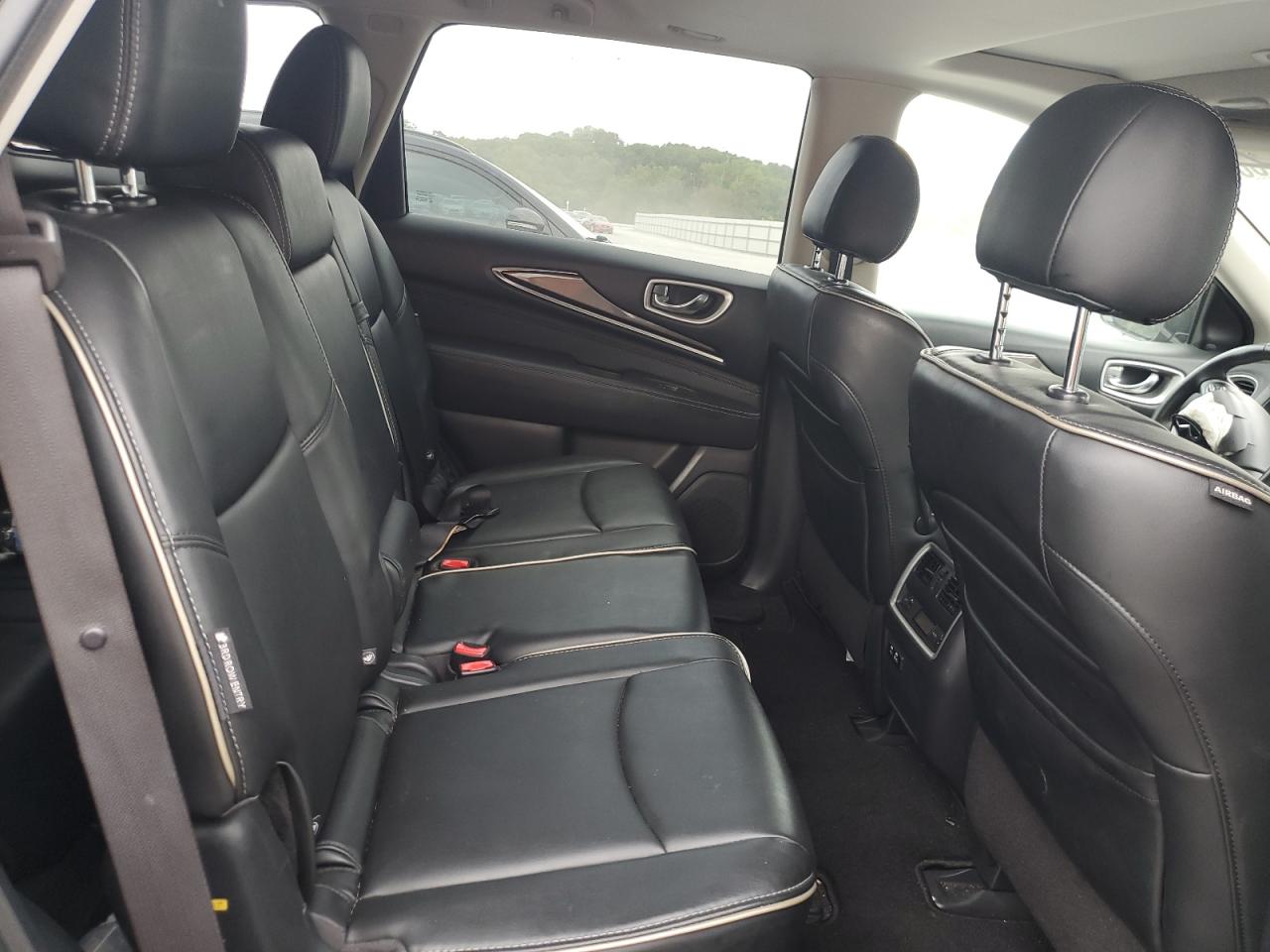 INFINITI Qx Luxe Image 8