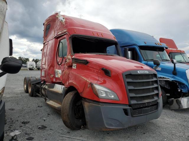  Salvage Freightliner Cascadia 1