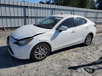  Salvage Toyota Yaris