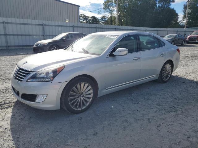  Salvage Hyundai Equus