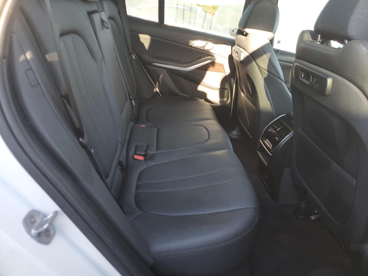 BMW X Series Xdrive40i Image 5