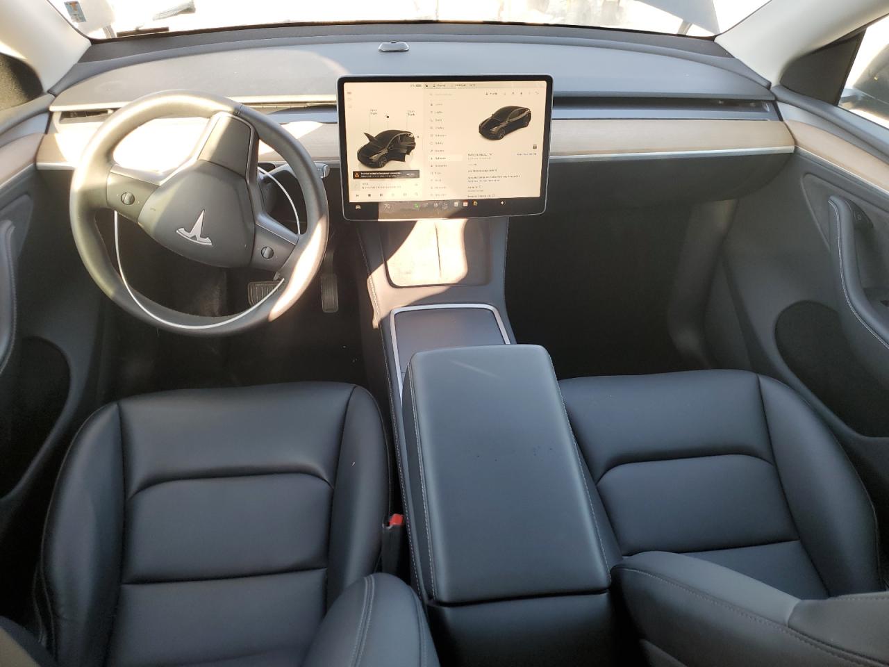 Tesla Model Y Image 3