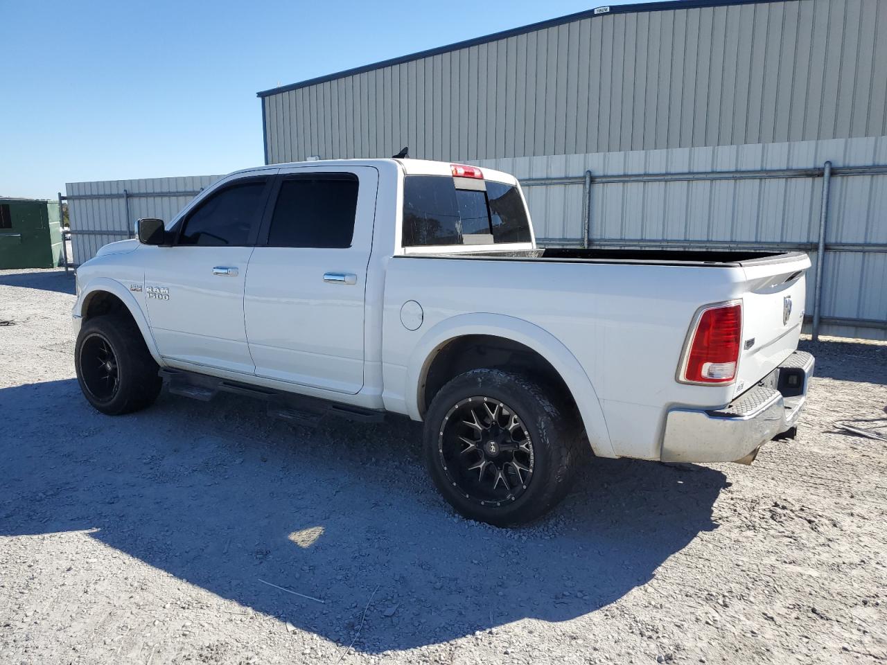 Ram 1500 Laramie Image 12