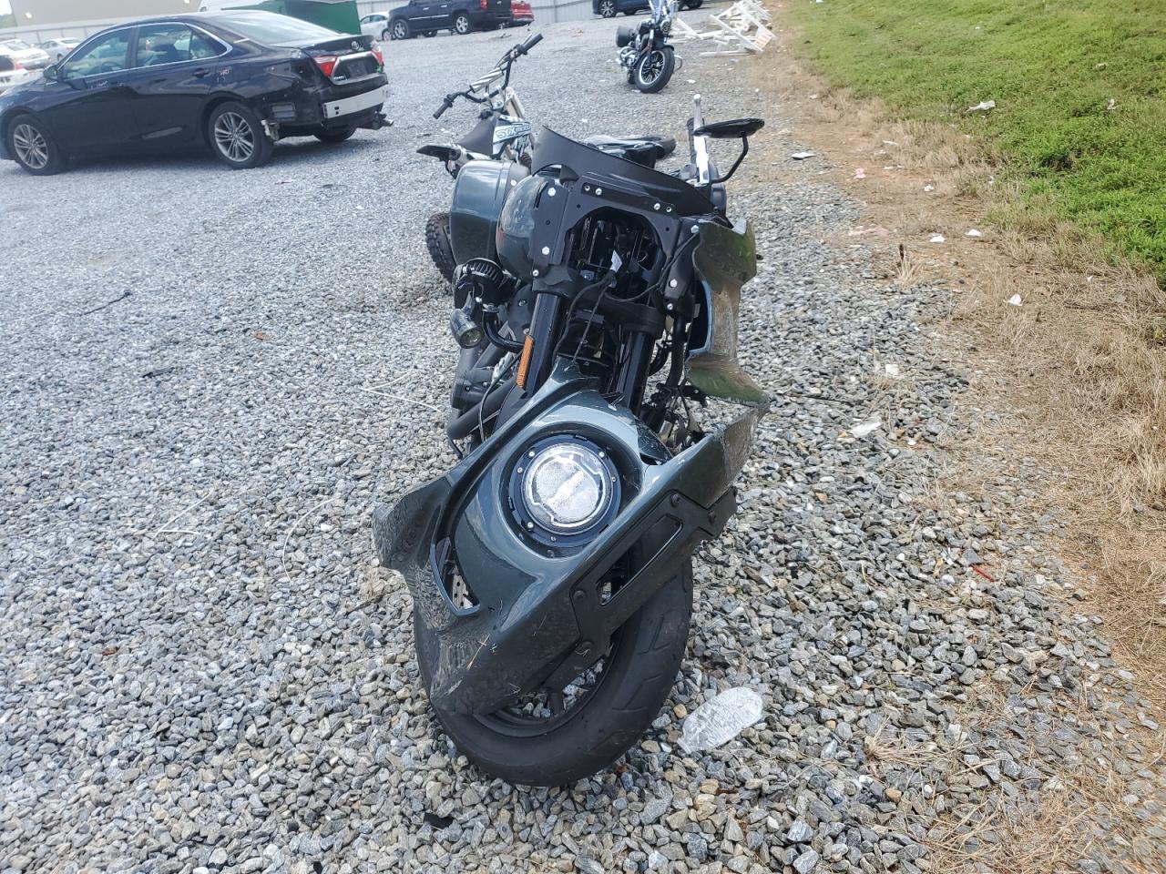 Harley-Davidson Fxlrst Image 6