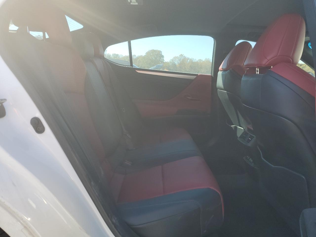 Lexus Es 350 F Sport Handling Image 11