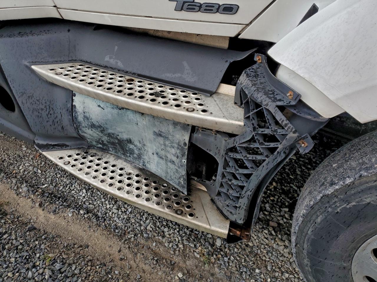 Kenworth T680 T680 Image 8