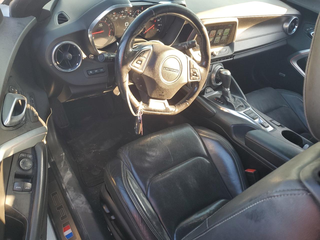 Chevrolet Camaro Lt Image 12