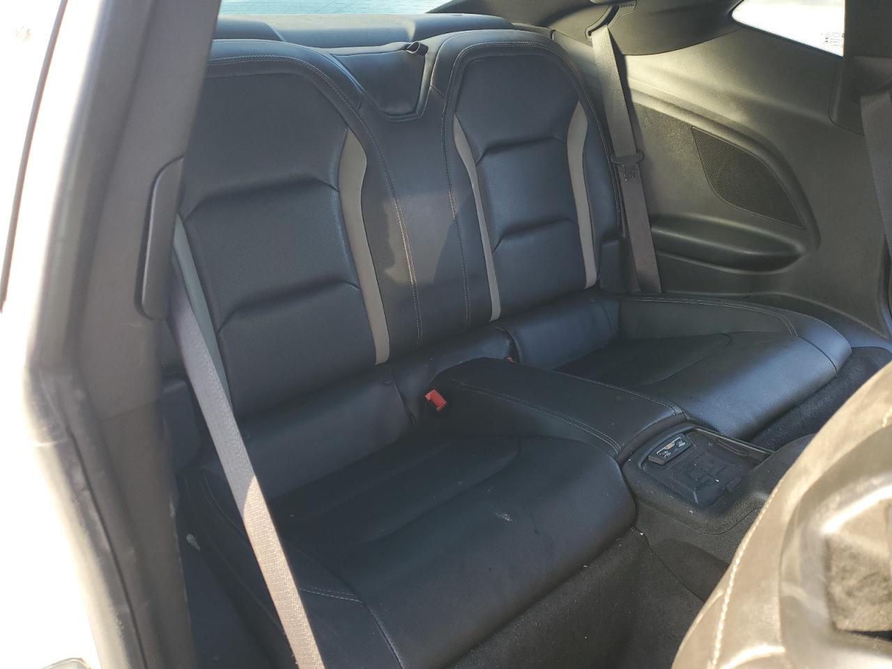 Chevrolet Camaro Lt Image 5