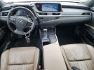 Lexus Es 300h Image 10