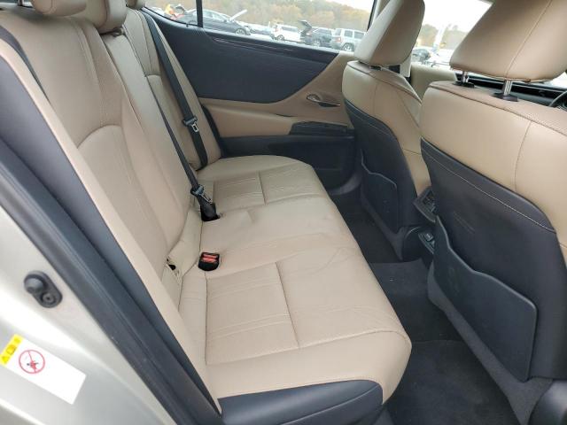 Lexus Es 300h Image 5