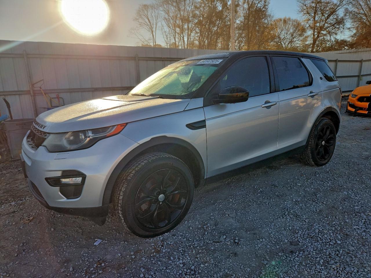Land Rover Discovery Hse Image 1