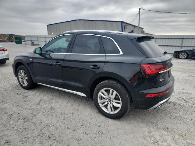 Audi Q5 Premium 45 Image 10