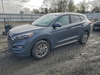  Salvage Hyundai TUCSON