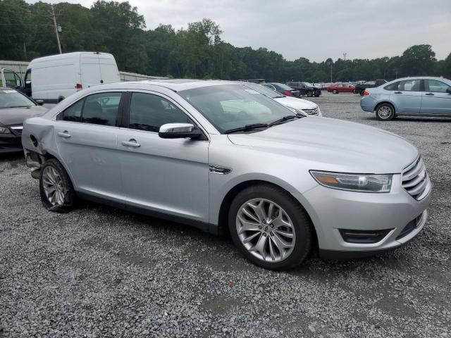 Ford Taurus Limited Image 11