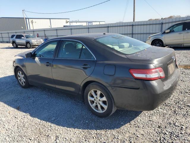 Toyota Camry Base Image 2